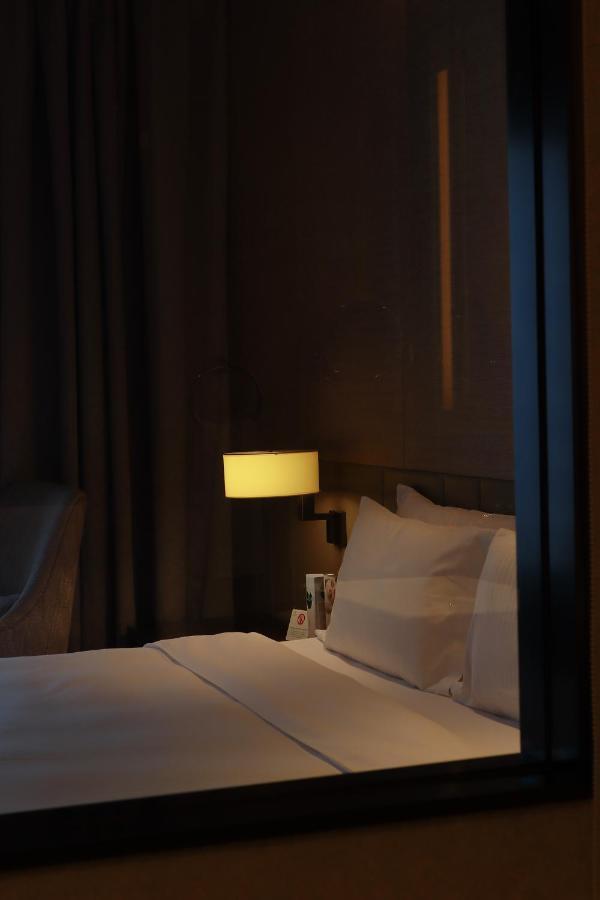 แอสคอต แรฟเฟิ่ล ซิตี้ เฉิงตู เซอร์วิส อพาร์ตเมนท์ Apartment ภายนอก รูปภาพ