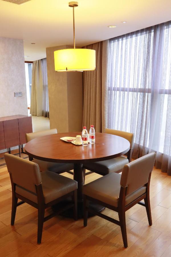 แอสคอต แรฟเฟิ่ล ซิตี้ เฉิงตู เซอร์วิส อพาร์ตเมนท์ Apartment ภายนอก รูปภาพ